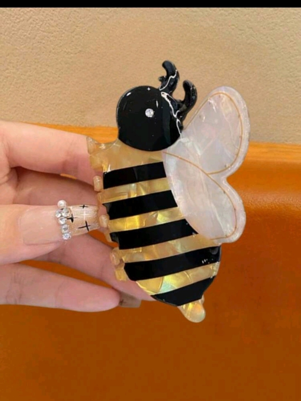 NWOT-Bee Striped Resin Hair Clip - Black & Gold 3 Clip Bundle - Picture 3 of 8